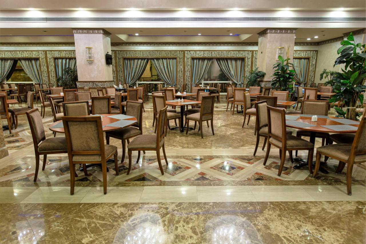 Hotel Triumph Plaza